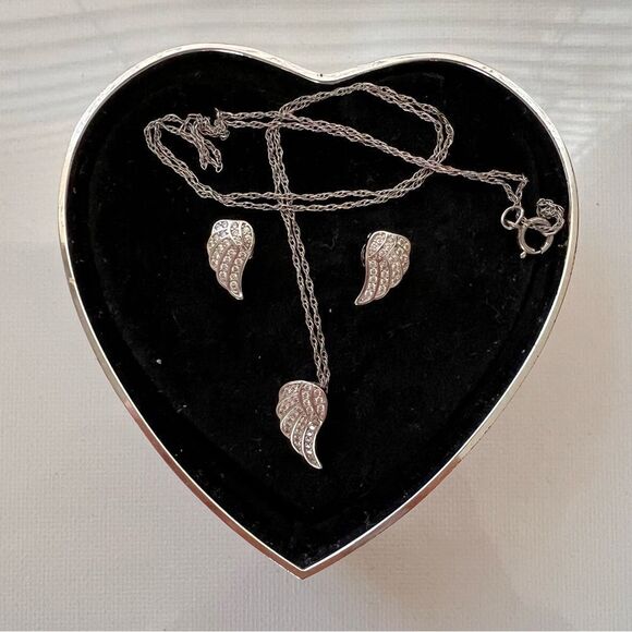 Angel Wing Silver Stud Earrings and Necklace Set - Picture 1 of 5